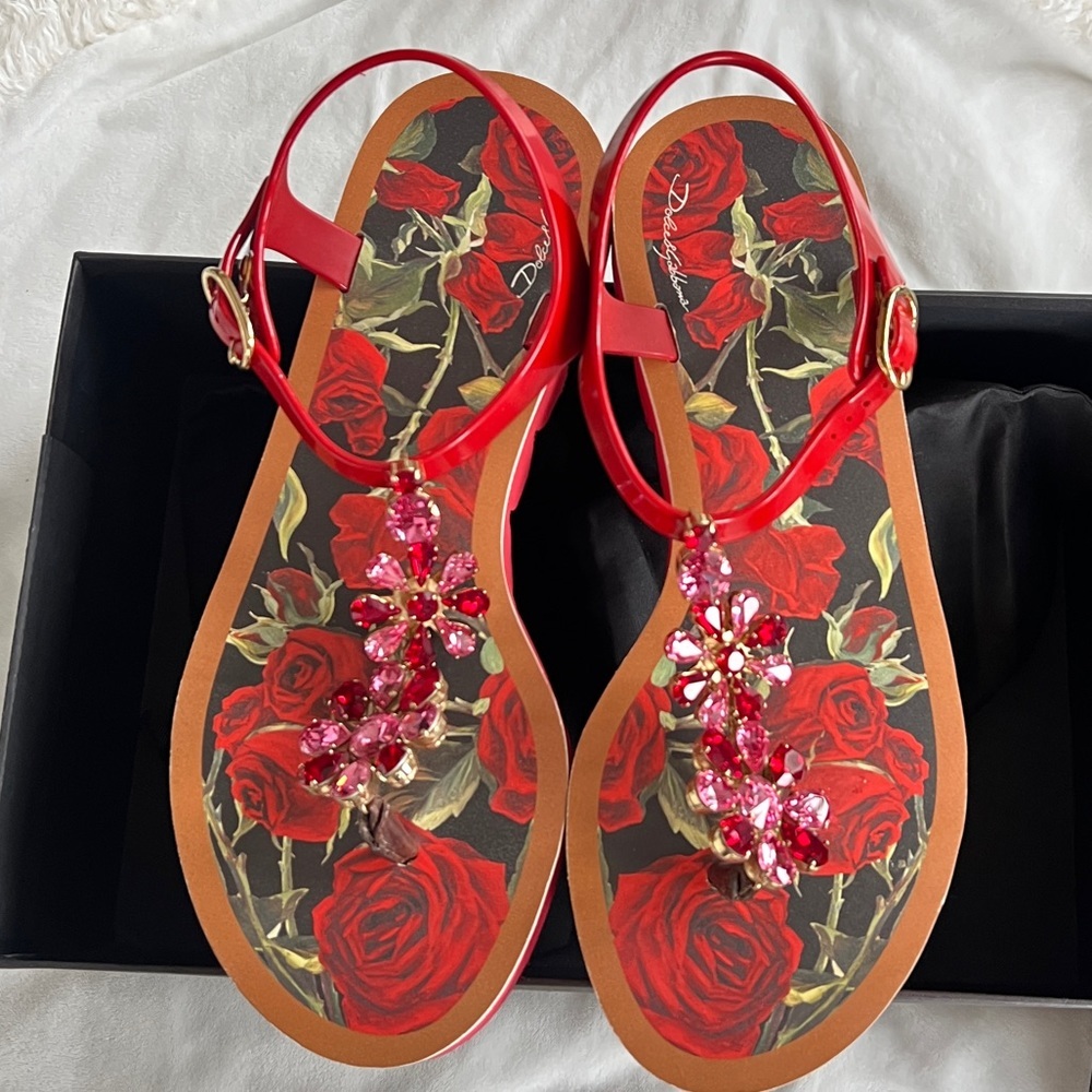 Dolce & Gabbana flip flops